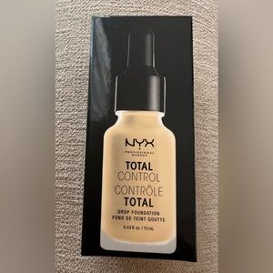 NYX Total Control Drop Foundation Natural TCDF07 - NIB - Sealed